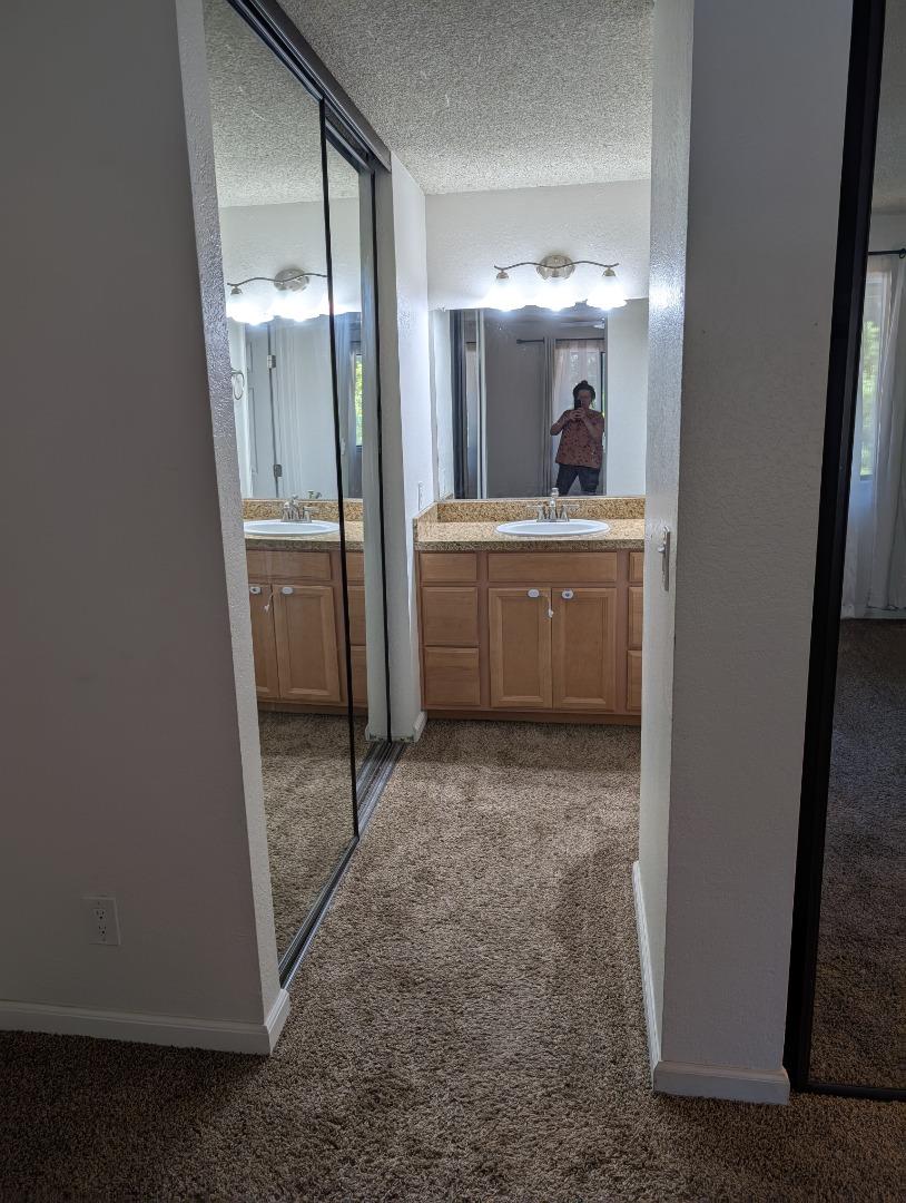 Detail Gallery Image 7 of 20 For 5696 Makati Cir #G,  San Jose,  CA 95123 - 2 Beds | 2 Baths