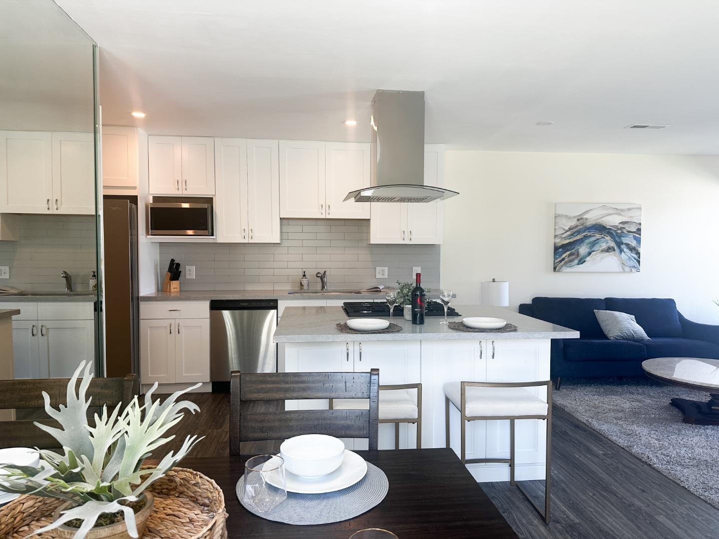 Detail Gallery Image 10 of 38 For 33157 Lake Superior Pl, Fremont,  CA 94555 - 3 Beds | 2 Baths
