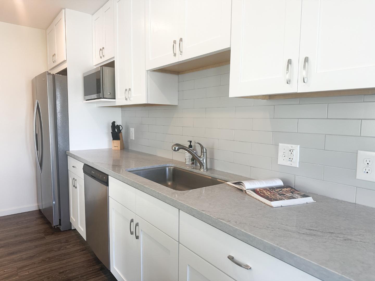 Detail Gallery Image 15 of 38 For 33157 Lake Superior Pl, Fremont,  CA 94555 - 3 Beds | 2 Baths