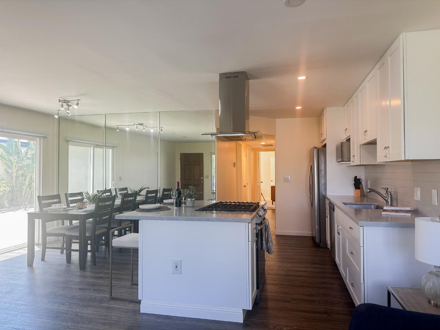 Detail Gallery Image 7 of 38 For 33157 Lake Superior Pl, Fremont,  CA 94555 - 3 Beds | 2 Baths