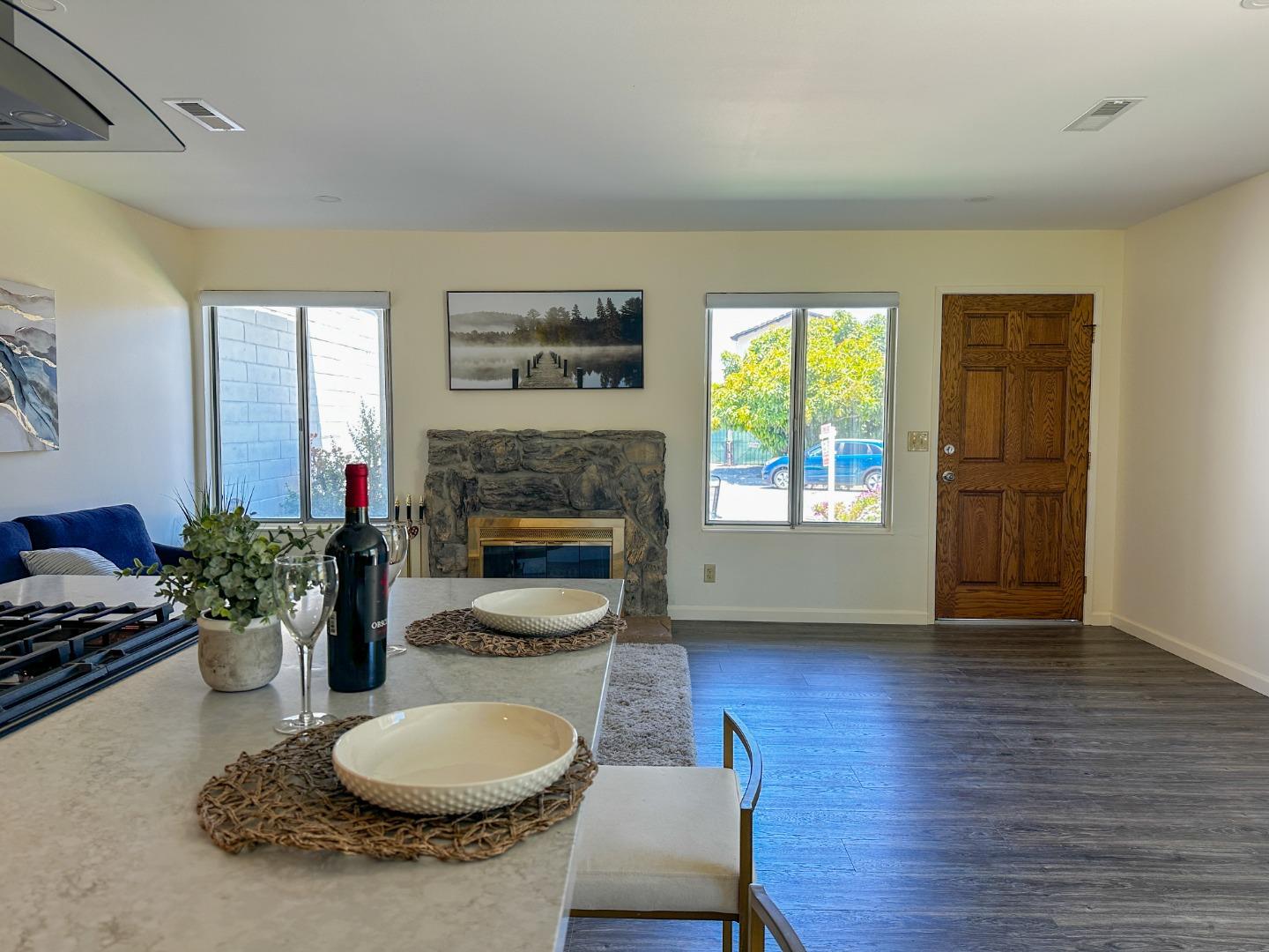 Detail Gallery Image 8 of 38 For 33157 Lake Superior Pl, Fremont,  CA 94555 - 3 Beds | 2 Baths