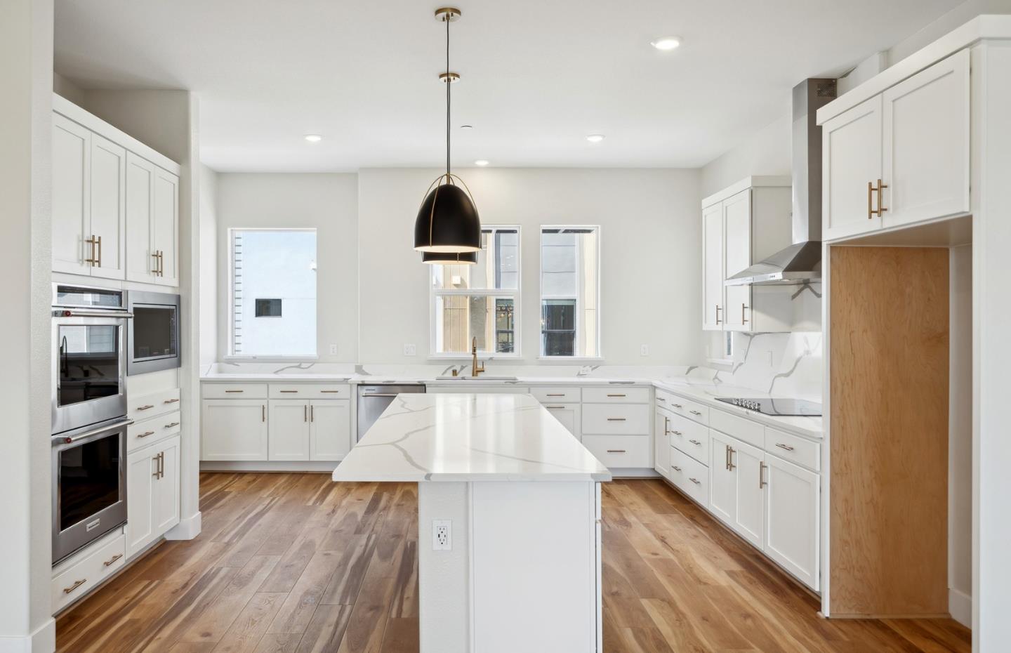 Detail Gallery Image 21 of 61 For 2506 Sage St, San Mateo,  CA 94403 - 2 Beds | 3 Baths