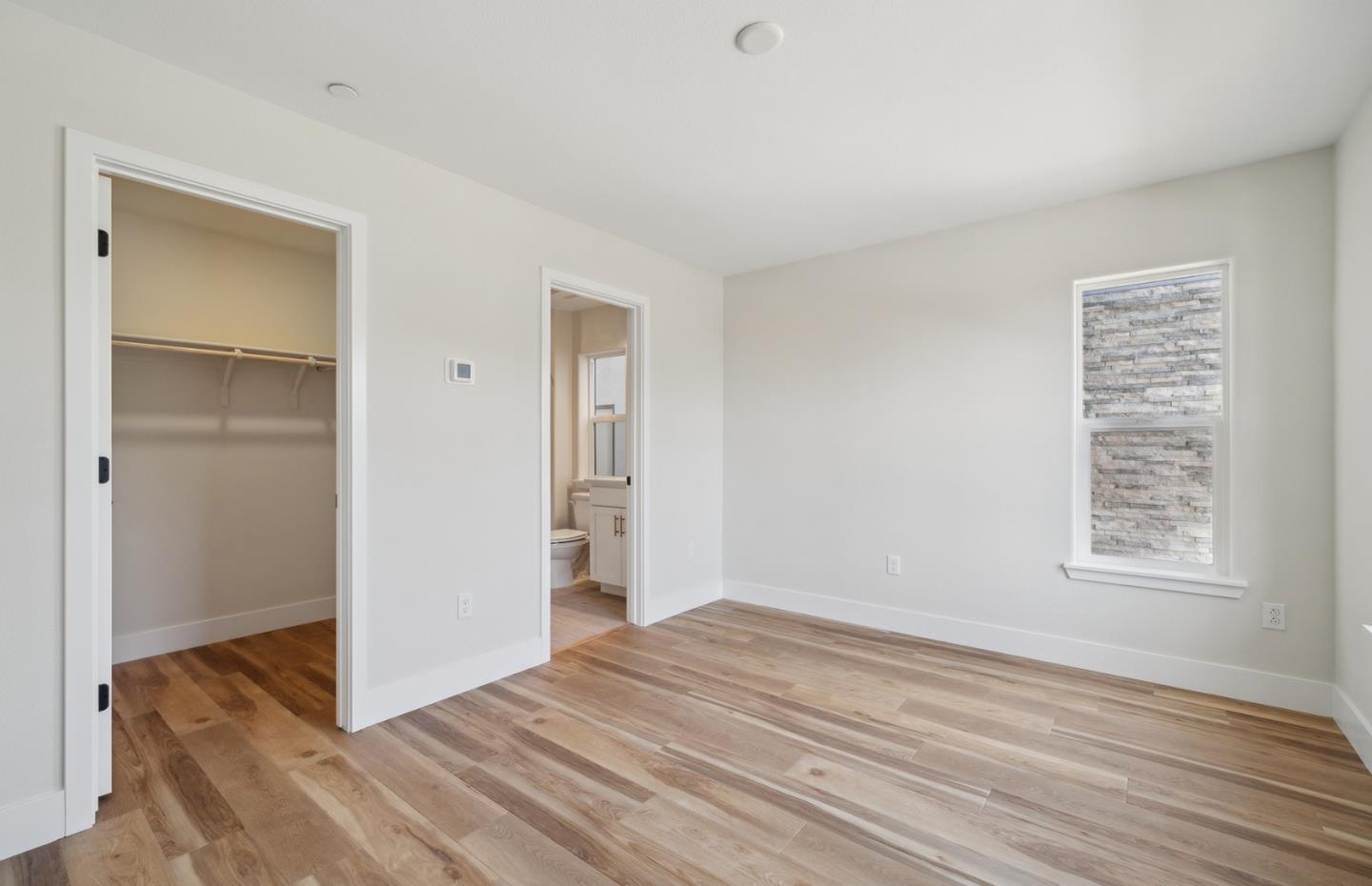 Detail Gallery Image 5 of 61 For 2506 Sage St, San Mateo,  CA 94403 - 2 Beds | 3 Baths