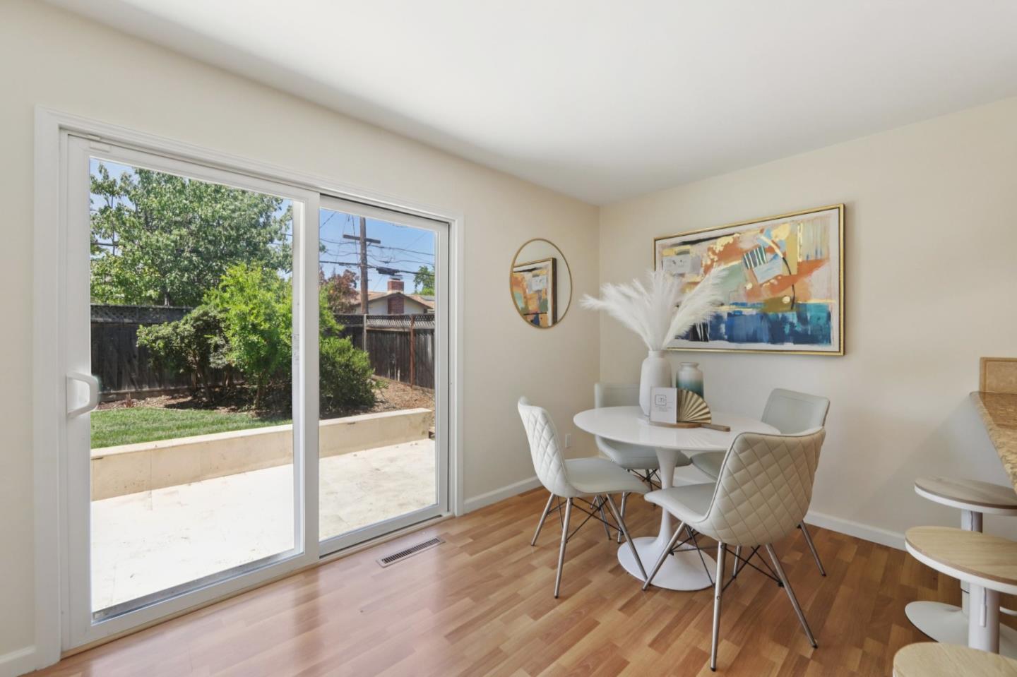 Detail Gallery Image 11 of 34 For 219 Kensington Way, Los Gatos,  CA 95032 - 3 Beds | 2/1 Baths