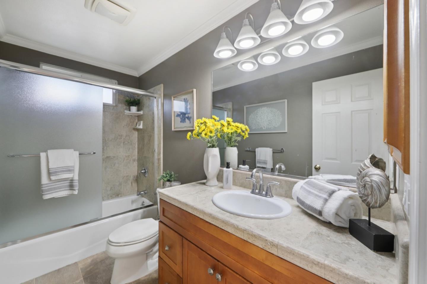 Detail Gallery Image 24 of 34 For 219 Kensington Way, Los Gatos,  CA 95032 - 3 Beds | 2/1 Baths