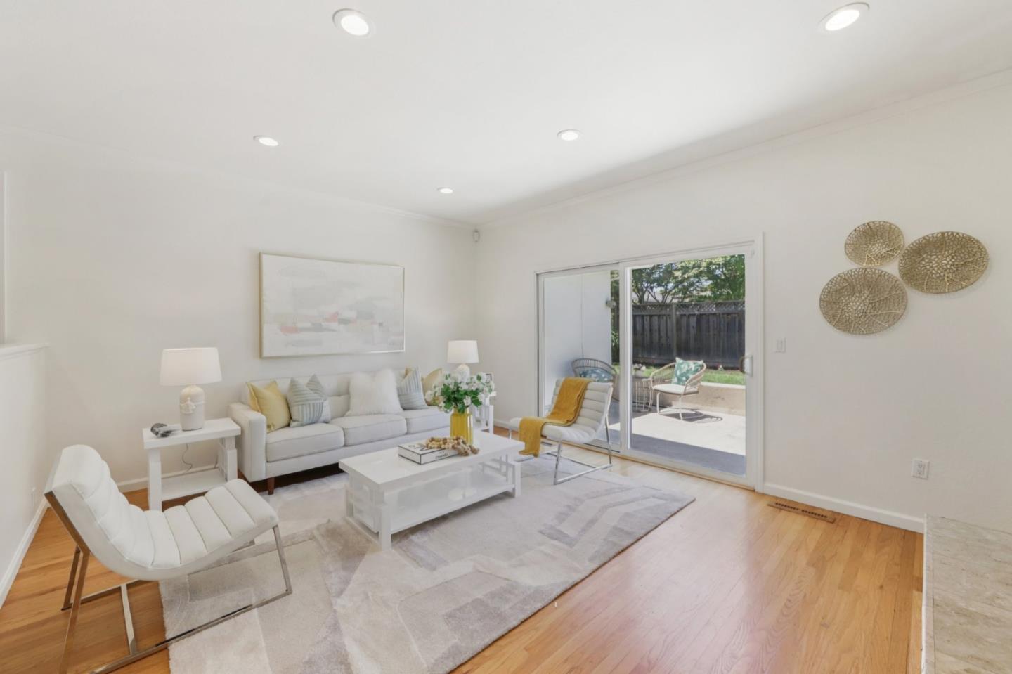 Detail Gallery Image 7 of 34 For 219 Kensington Way, Los Gatos,  CA 95032 - 3 Beds | 2/1 Baths