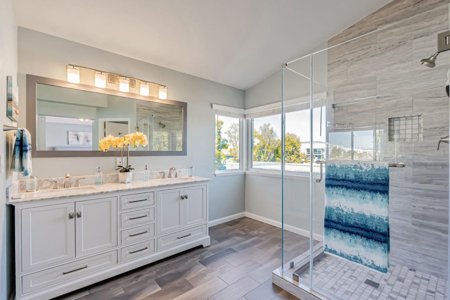 Detail Gallery Image 31 of 48 For 327 Ratto Rd, Alameda,  CA 94502 - 4 Beds | 2/1 Baths