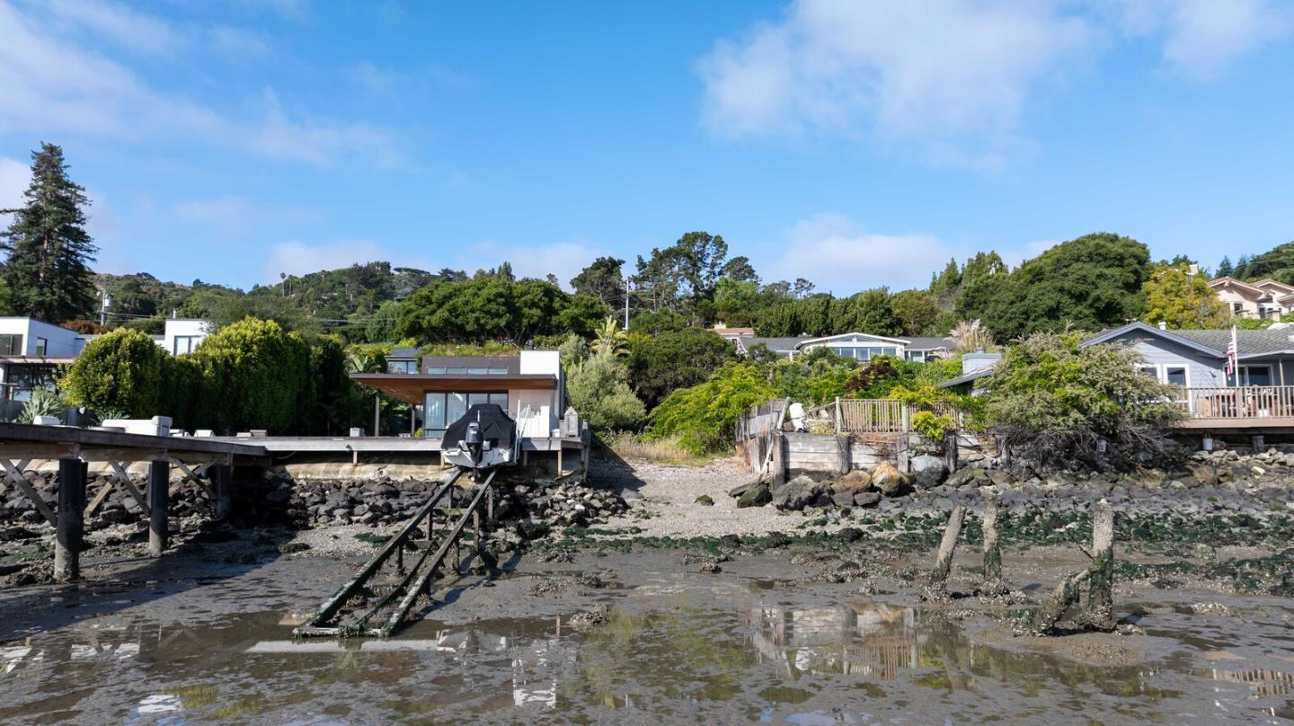 Detail Gallery Image 47 of 76 For Address Not Disclosed, Belvedere Tiburon,  CA 94920 - 4 Beds | 2/1 Baths
