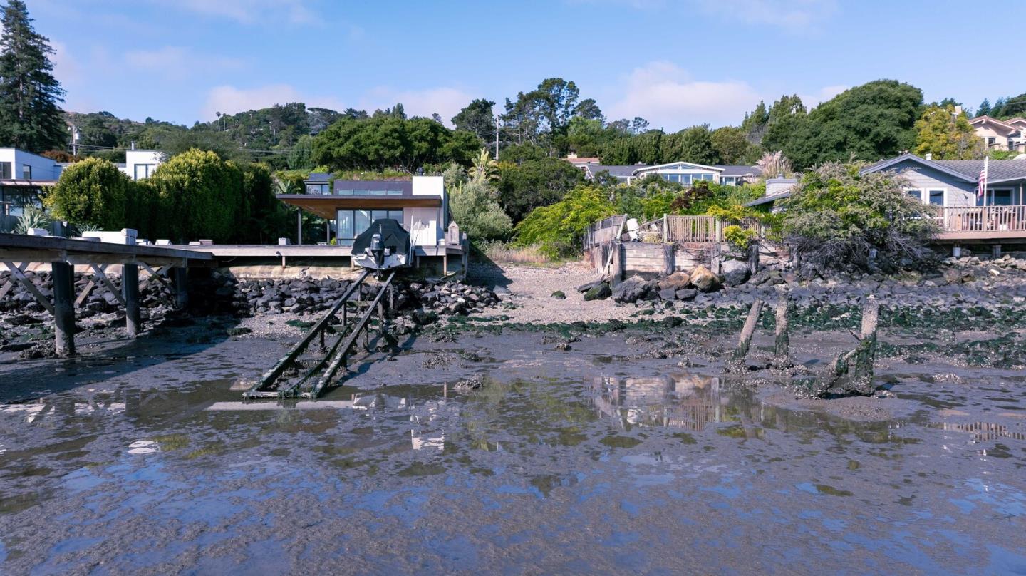 Detail Gallery Image 50 of 76 For Address Not Disclosed, Belvedere Tiburon,  CA 94920 - 4 Beds | 2/1 Baths