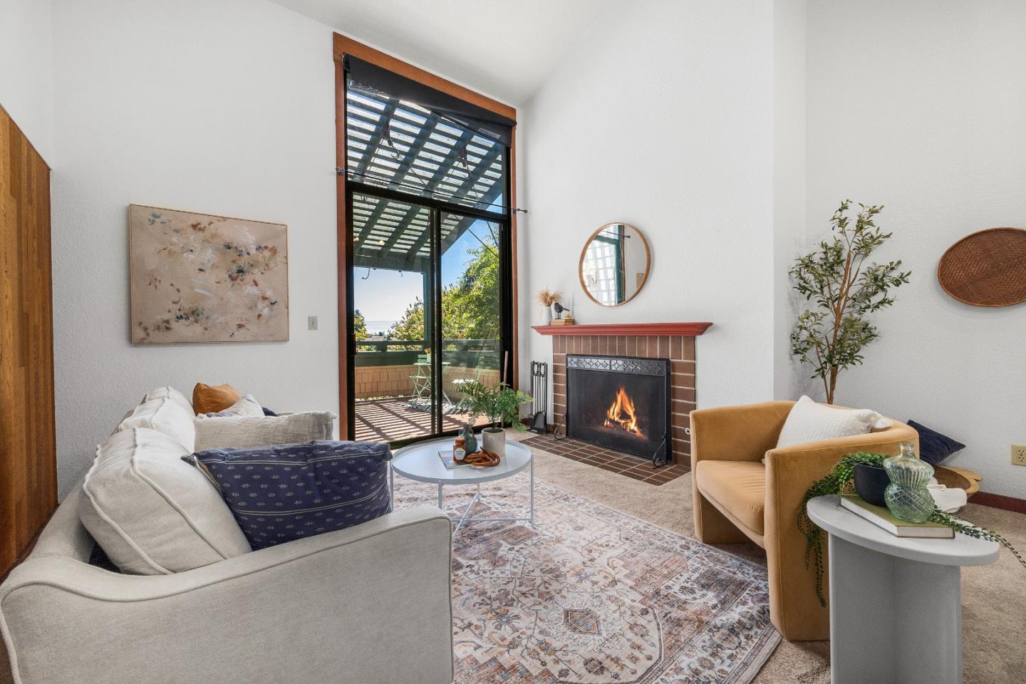 Detail Gallery Image 2 of 26 For 318 Soquel Ave #D3,  Santa Cruz,  CA 95062 - 2 Beds | 2 Baths