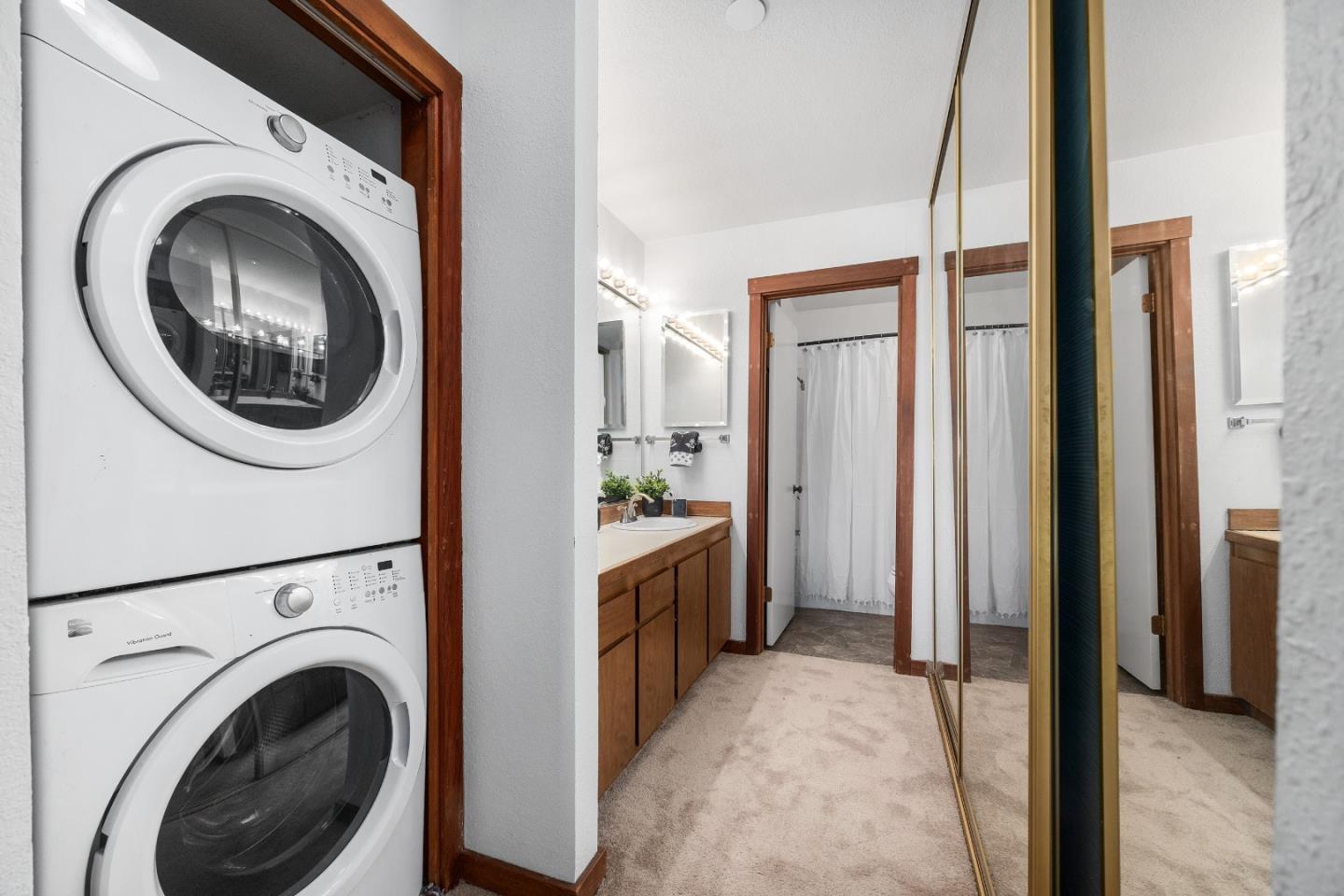 Detail Gallery Image 24 of 26 For 318 Soquel Ave #D3,  Santa Cruz,  CA 95062 - 2 Beds | 2 Baths
