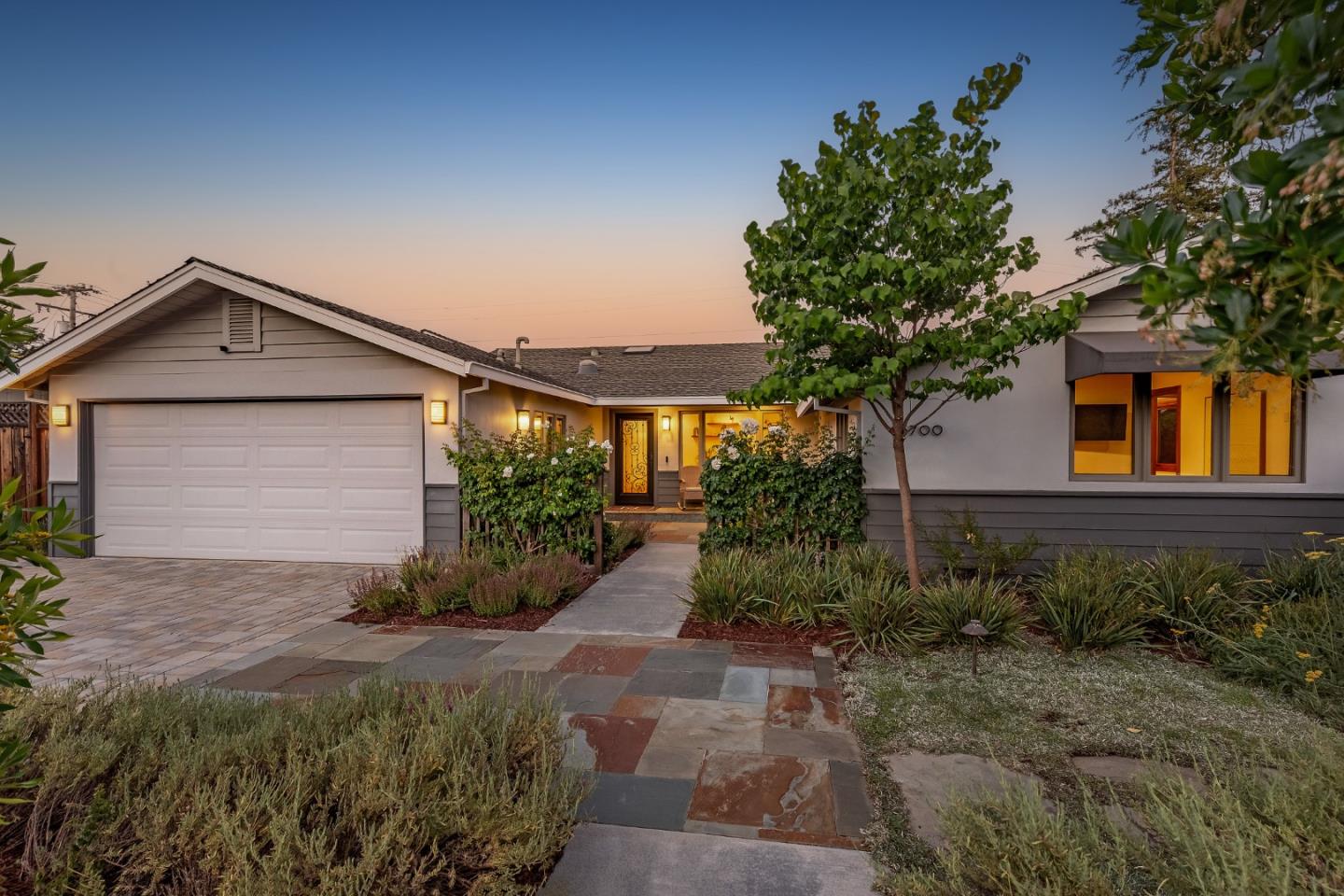 Detail Gallery Image 1 of 30 For 15700 Kavin Ln, Los Gatos,  CA 95030 - 4 Beds | 2/1 Baths