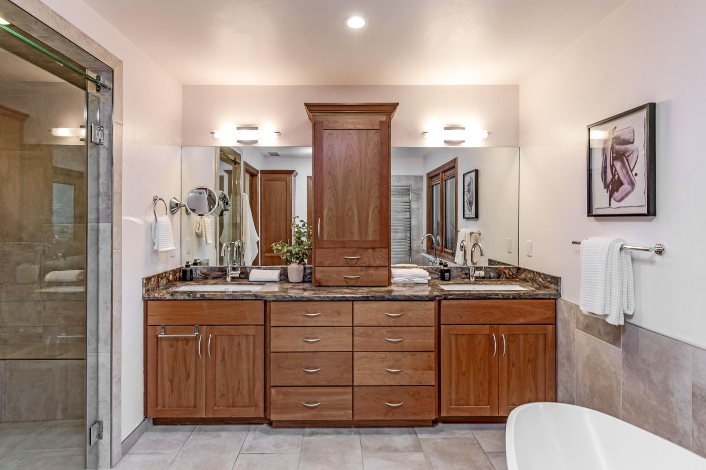 Detail Gallery Image 16 of 30 For 15700 Kavin Ln, Los Gatos,  CA 95030 - 4 Beds | 2/1 Baths