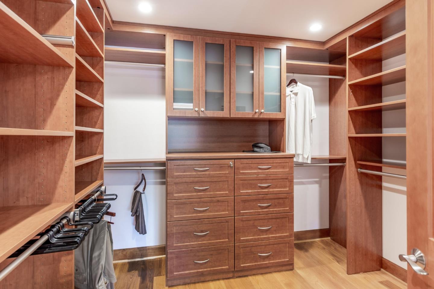 Detail Gallery Image 17 of 30 For 15700 Kavin Ln, Los Gatos,  CA 95030 - 4 Beds | 2/1 Baths
