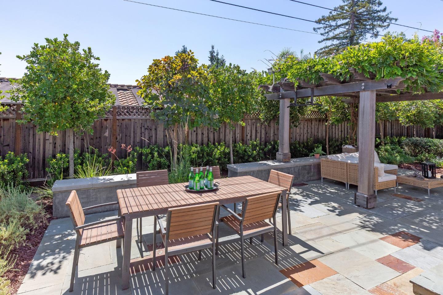 Detail Gallery Image 23 of 30 For 15700 Kavin Ln, Los Gatos,  CA 95030 - 4 Beds | 2/1 Baths