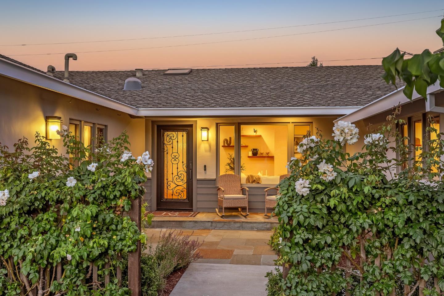Detail Gallery Image 4 of 30 For 15700 Kavin Ln, Los Gatos,  CA 95030 - 4 Beds | 2/1 Baths