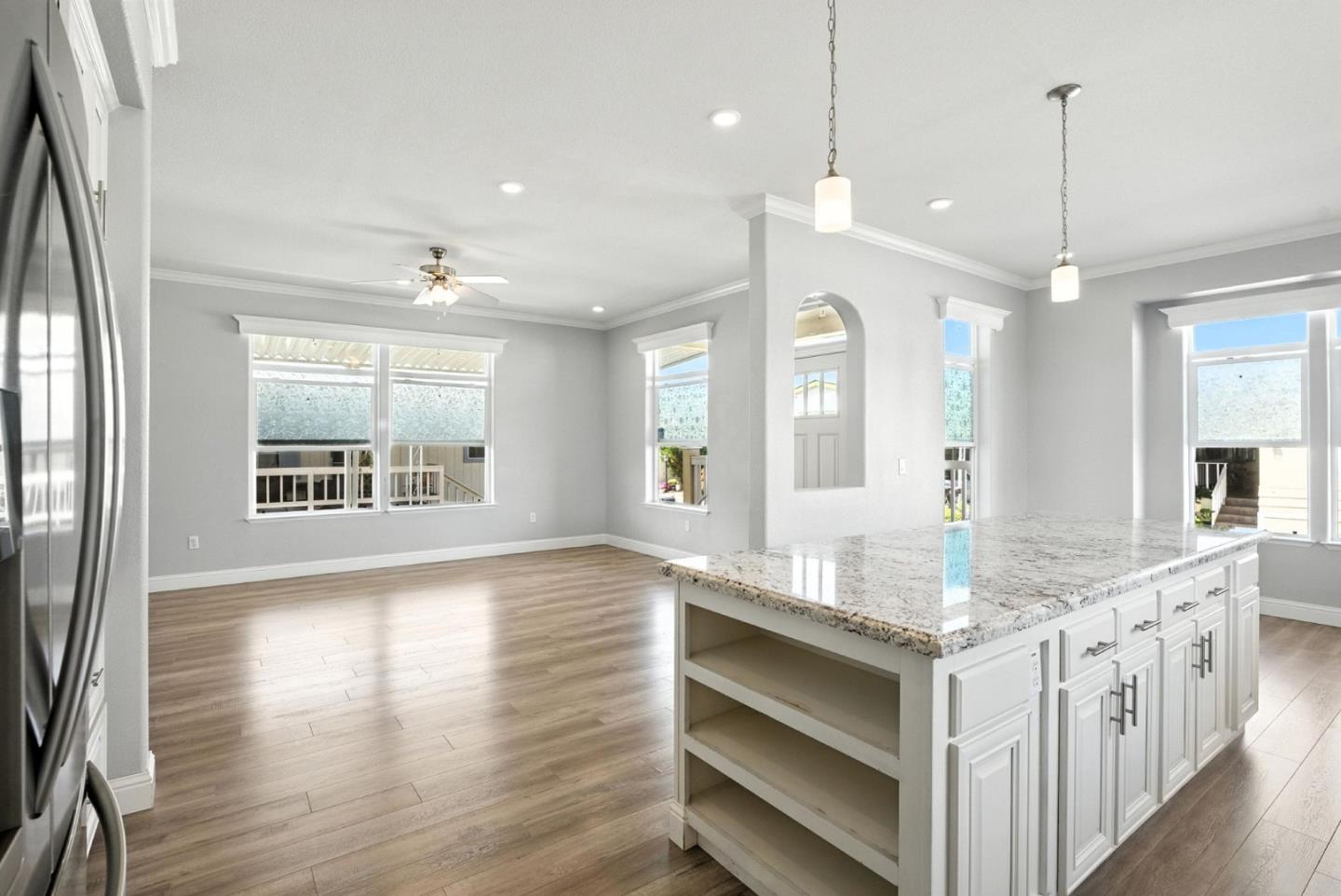 Detail Gallery Image 13 of 71 For 1225 Vienna Dr #666,  Sunnyvale,  CA 94089 - 3 Beds | 2 Baths