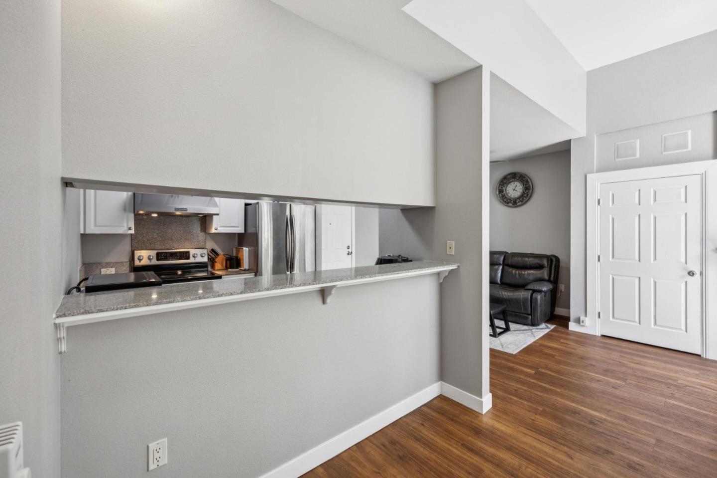 Detail Gallery Image 15 of 35 For 401 S Norfolk St #123,  San Mateo,  CA 94401 - 1 Beds | 1 Baths