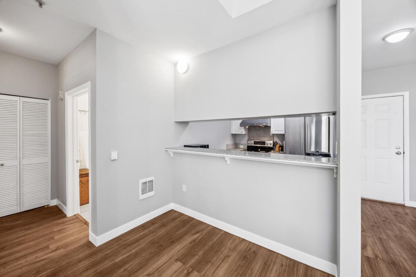 Detail Gallery Image 19 of 35 For 401 S Norfolk St #123,  San Mateo,  CA 94401 - 1 Beds | 1 Baths