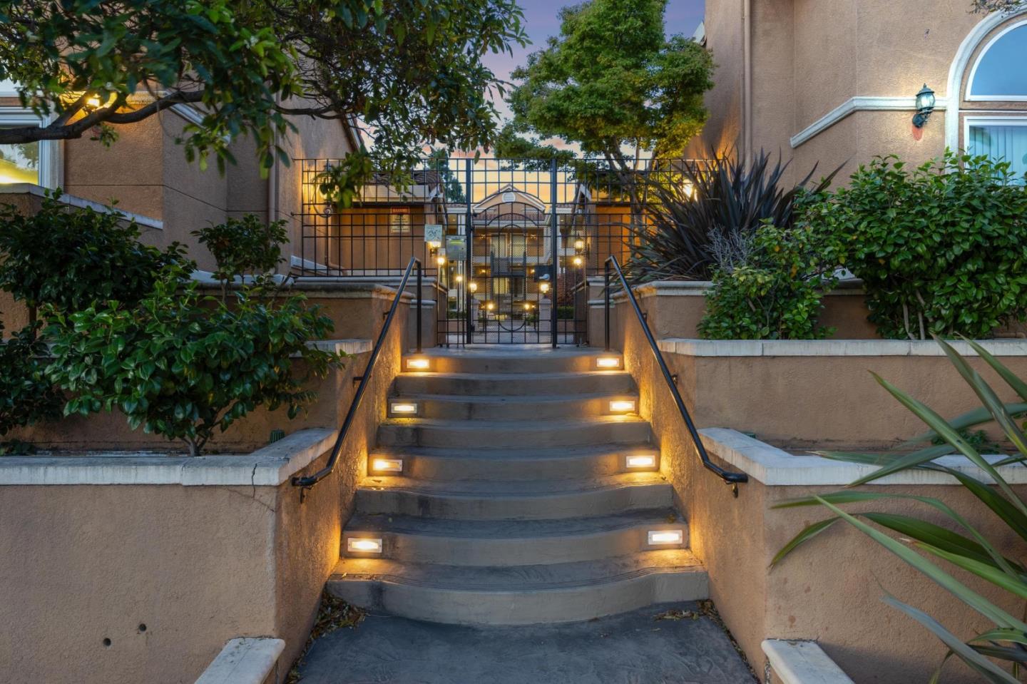 Detail Gallery Image 30 of 35 For 401 S Norfolk St #123,  San Mateo,  CA 94401 - 1 Beds | 1 Baths