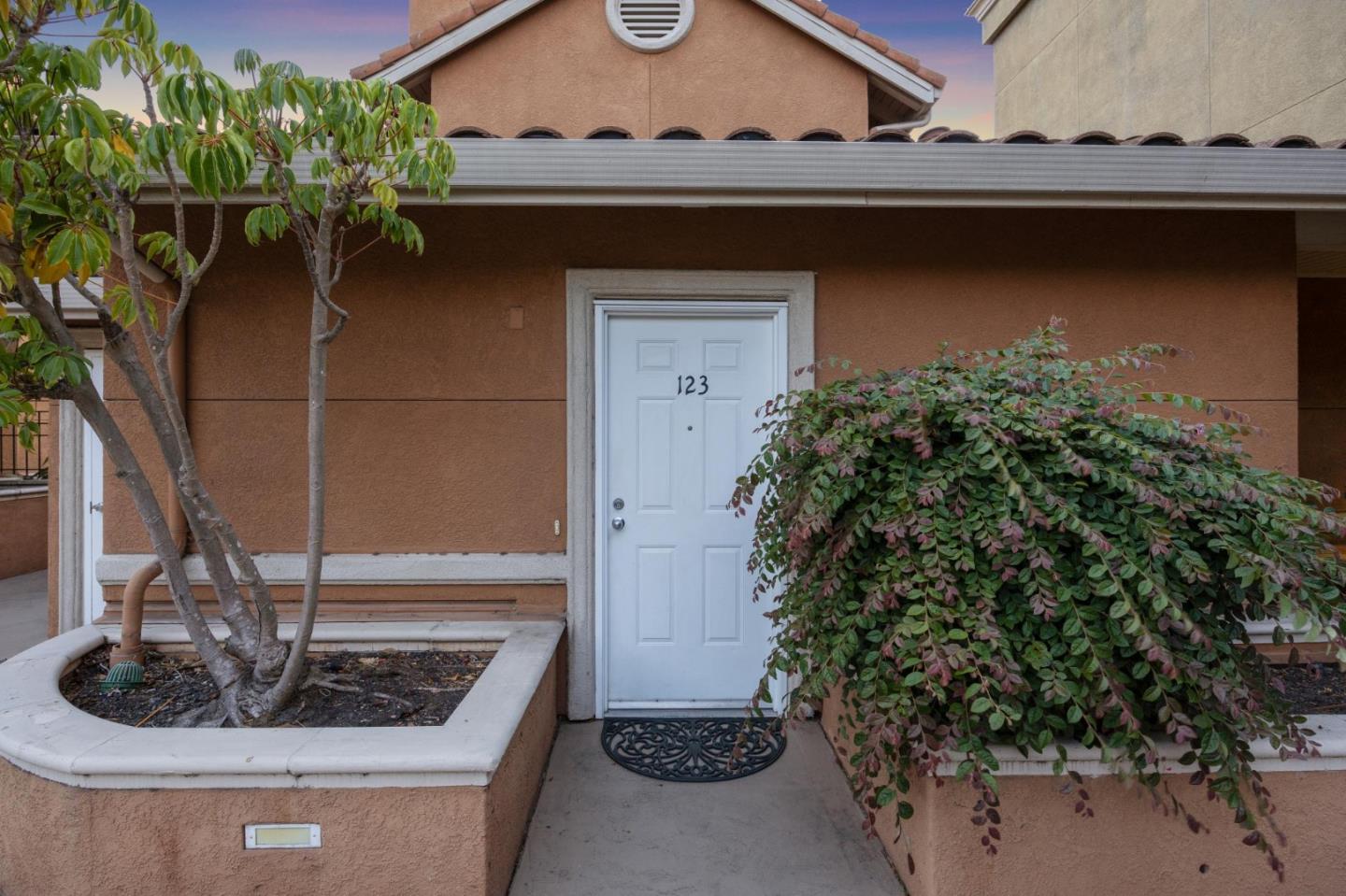 Detail Gallery Image 33 of 35 For 401 S Norfolk St #123,  San Mateo,  CA 94401 - 1 Beds | 1 Baths