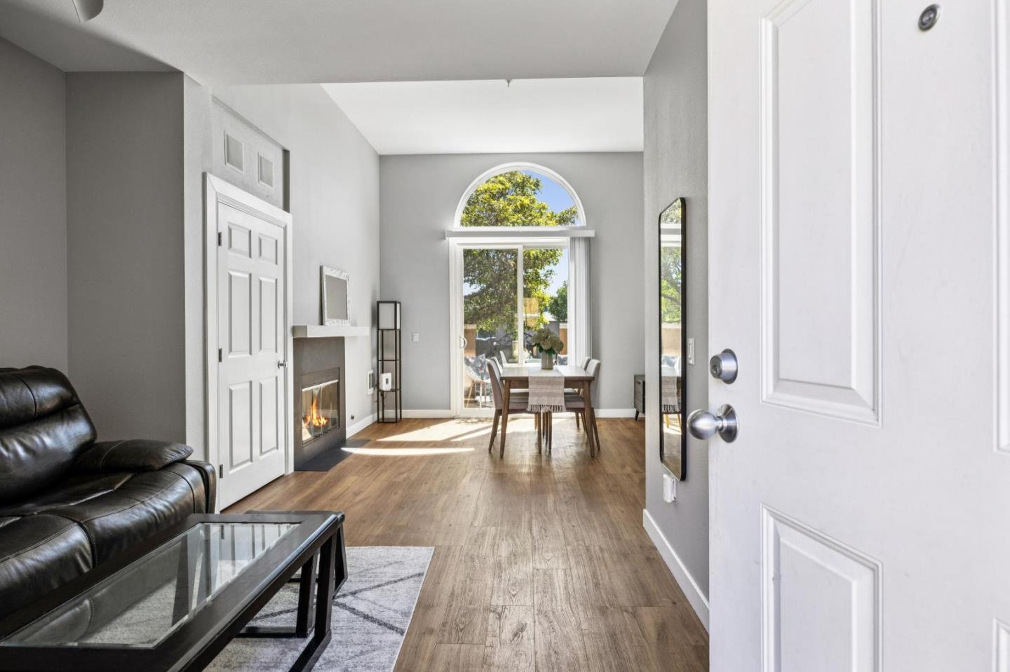 Detail Gallery Image 6 of 35 For 401 S Norfolk St #123,  San Mateo,  CA 94401 - 1 Beds | 1 Baths