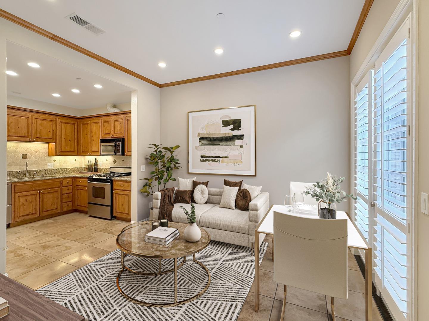 Detail Gallery Image 1 of 15 For 456 Gabilan St #3,  Los Altos,  CA 94022 - 1 Beds | 1 Baths