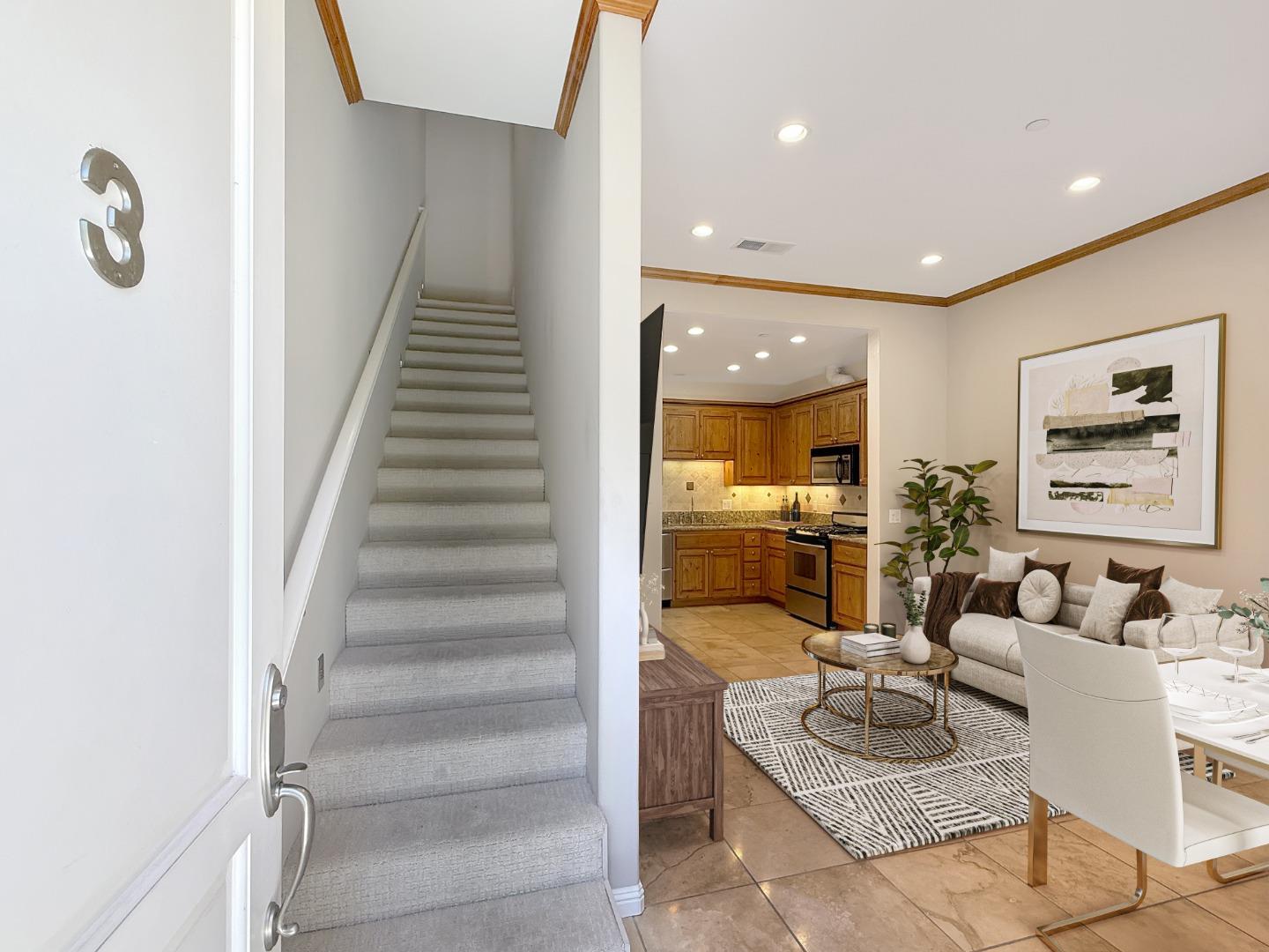 Detail Gallery Image 2 of 15 For 456 Gabilan St #3,  Los Altos,  CA 94022 - 1 Beds | 1 Baths