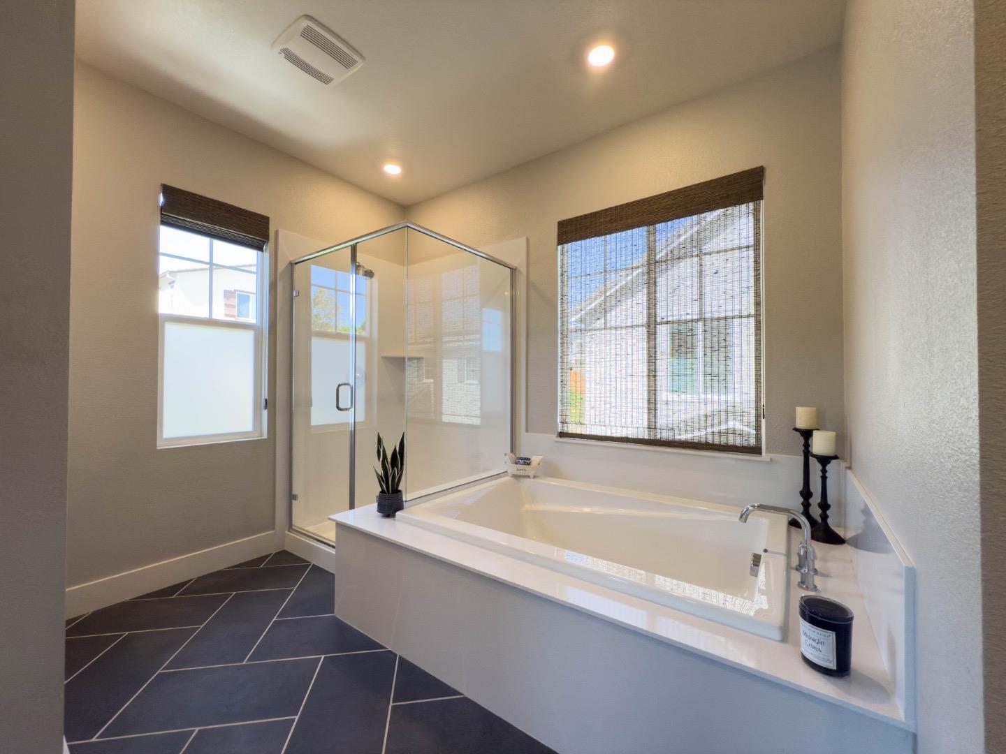 Detail Gallery Image 33 of 53 For 2581 Haybale St, Gilroy,  CA 95020 - 4 Beds | 3 Baths