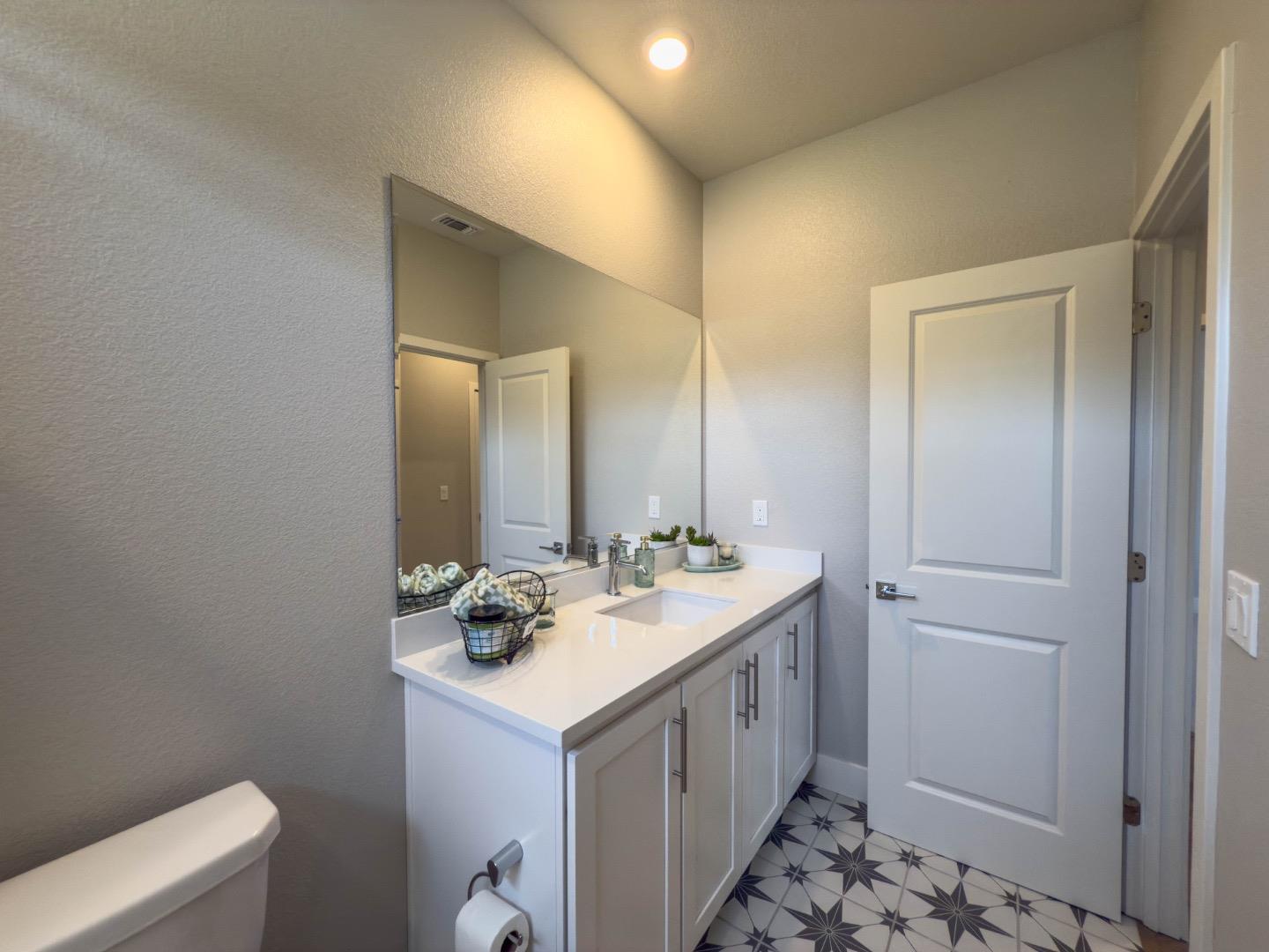 Detail Gallery Image 44 of 53 For 2581 Haybale St, Gilroy,  CA 95020 - 4 Beds | 3 Baths