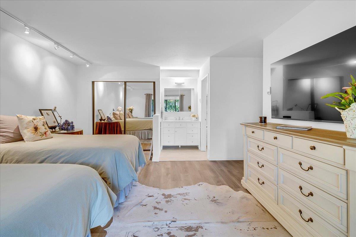 Detail Gallery Image 21 of 33 For 32 Ocean Pines Ln, Pebble Beach,  CA 93953 - 2 Beds | 2 Baths