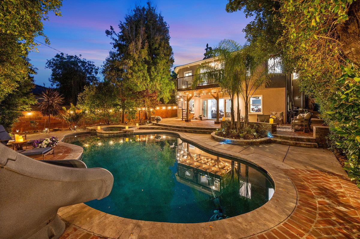 Detail Gallery Image 11 of 76 For 1308 Montero Ave, Burlingame,  CA 94010 - 4 Beds | 3/1 Baths