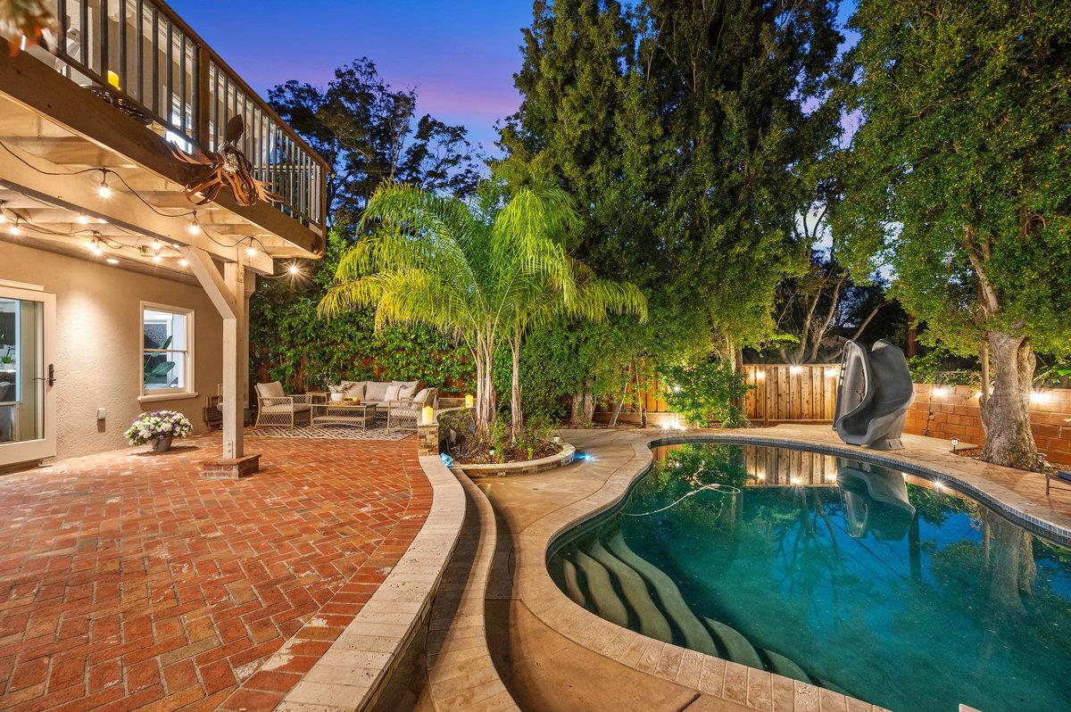 Detail Gallery Image 16 of 76 For 1308 Montero Ave, Burlingame,  CA 94010 - 4 Beds | 3/1 Baths