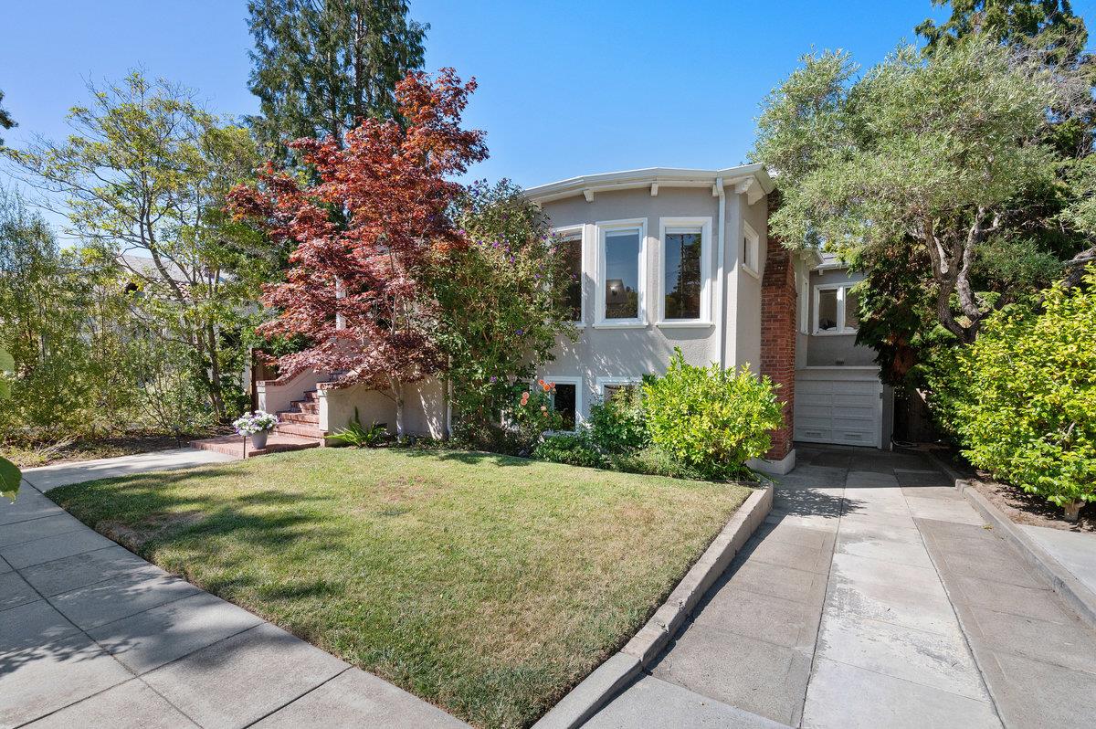Detail Gallery Image 20 of 76 For 1308 Montero Ave, Burlingame,  CA 94010 - 4 Beds | 3/1 Baths