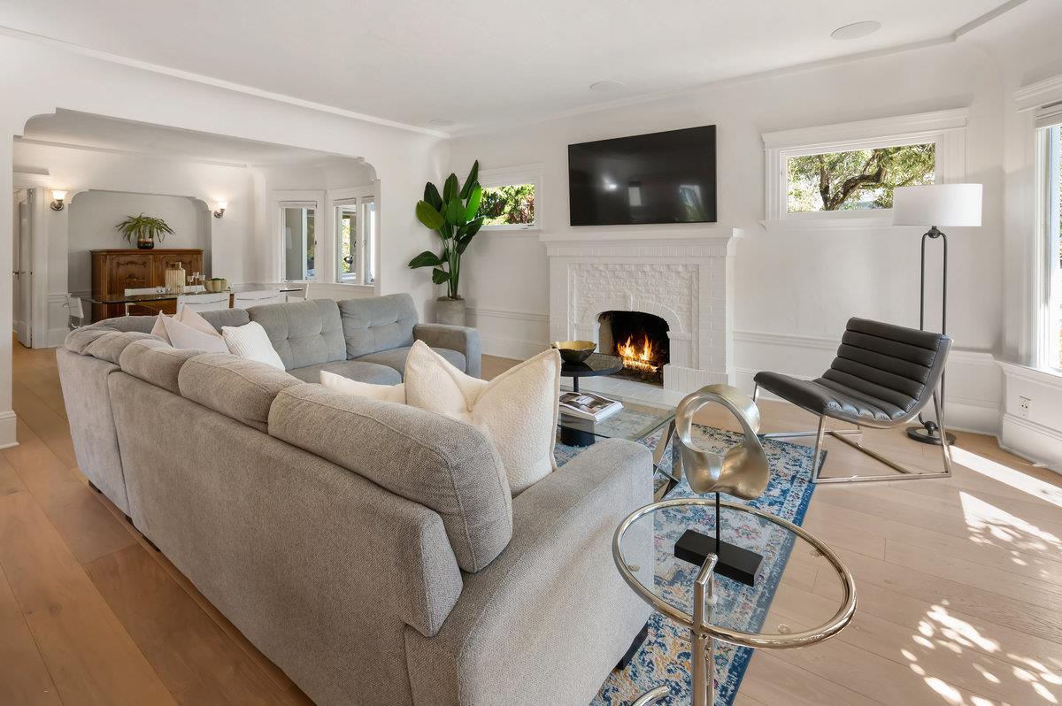 Detail Gallery Image 25 of 76 For 1308 Montero Ave, Burlingame,  CA 94010 - 4 Beds | 3/1 Baths