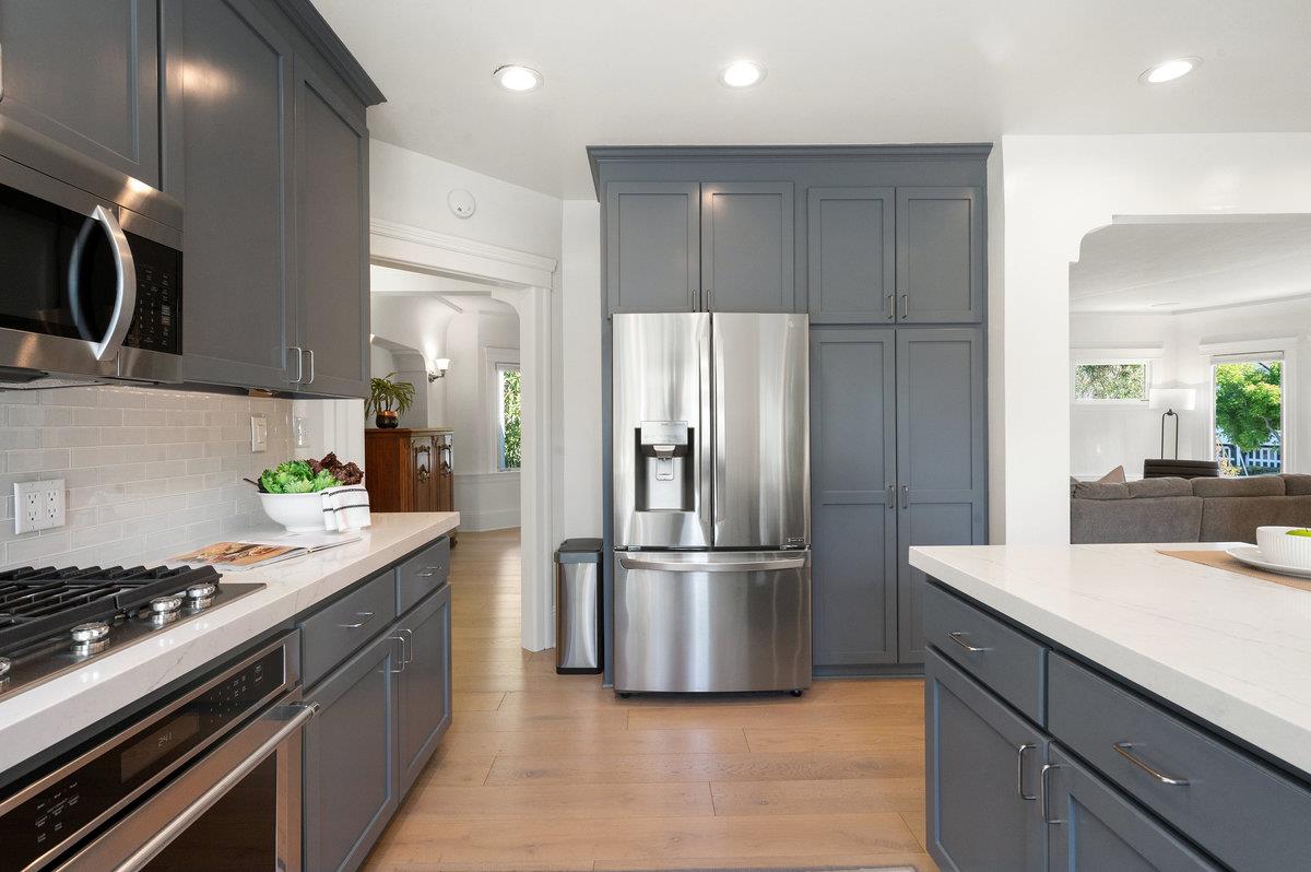 Detail Gallery Image 36 of 76 For 1308 Montero Ave, Burlingame,  CA 94010 - 4 Beds | 3/1 Baths