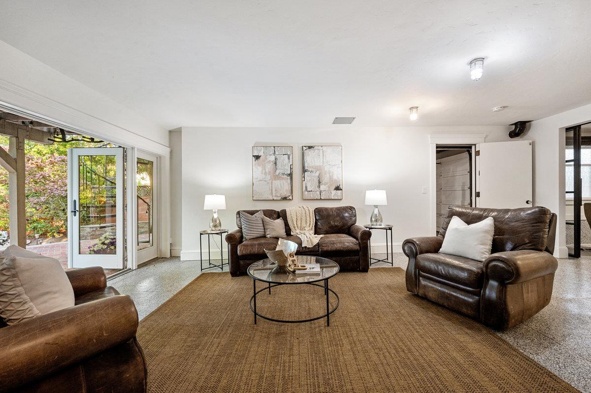 Detail Gallery Image 63 of 76 For 1308 Montero Ave, Burlingame,  CA 94010 - 4 Beds | 3/1 Baths