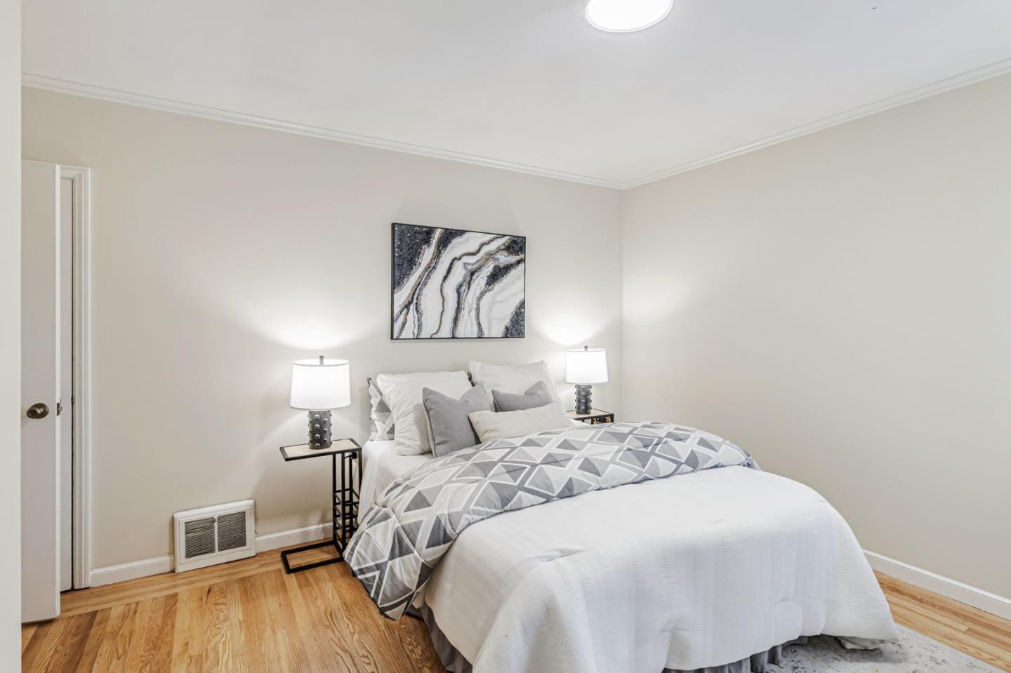 Detail Gallery Image 25 of 53 For 382 El Paseo, Millbrae,  CA 94030 - 4 Beds | 2 Baths