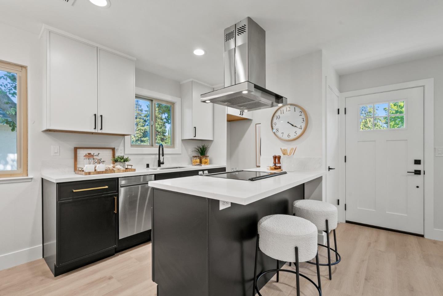 Detail Gallery Image 14 of 36 For 225 Gomes Ct #4,  Campbell,  CA 95008 - 2 Beds | 1 Baths