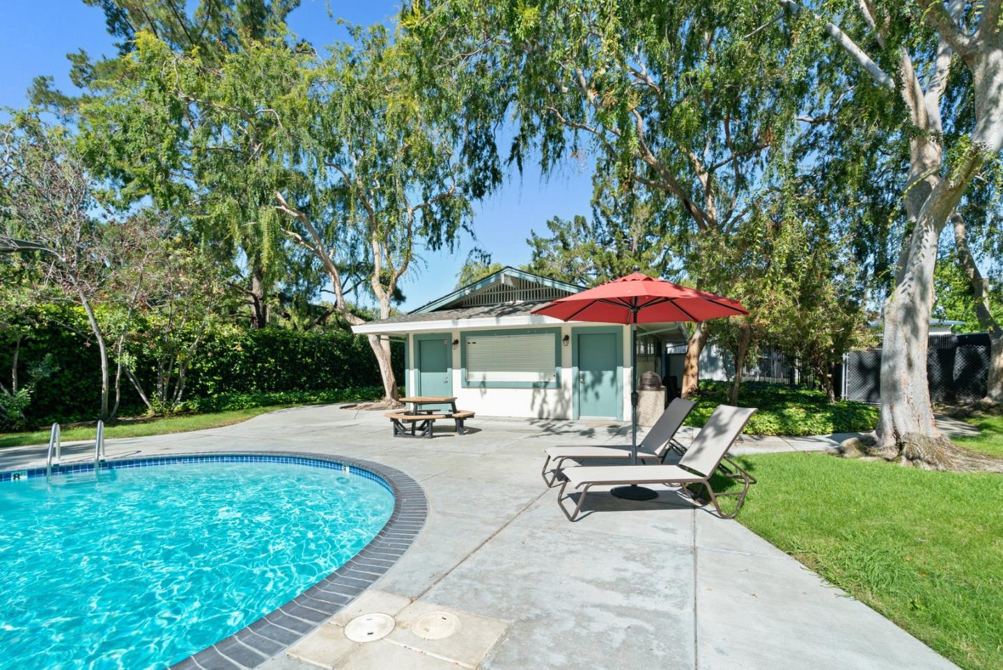 Detail Gallery Image 33 of 36 For 225 Gomes Ct #4,  Campbell,  CA 95008 - 2 Beds | 1 Baths