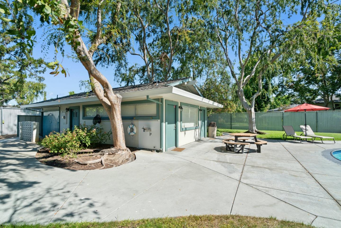 Detail Gallery Image 35 of 36 For 225 Gomes Ct #4,  Campbell,  CA 95008 - 2 Beds | 1 Baths