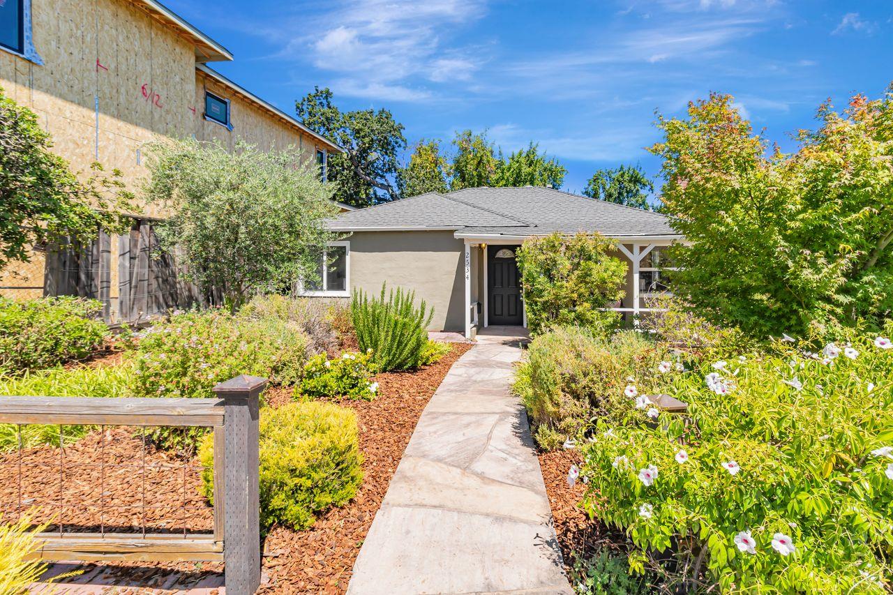 Detail Gallery Image 38 of 42 For 2534 Howard Ave, San Carlos,  CA 94070 - 2 Beds | 2 Baths