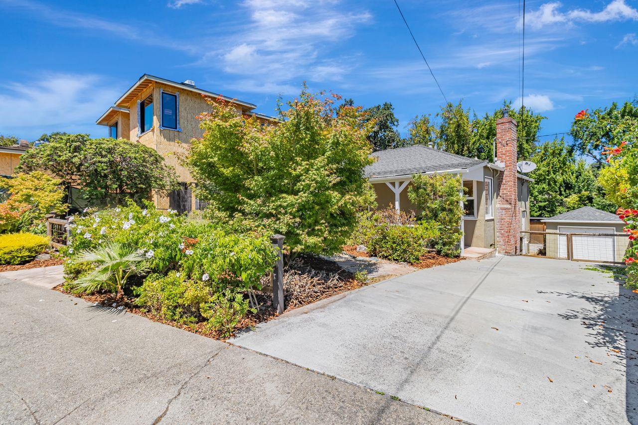 Detail Gallery Image 39 of 42 For 2534 Howard Ave, San Carlos,  CA 94070 - 2 Beds | 2 Baths