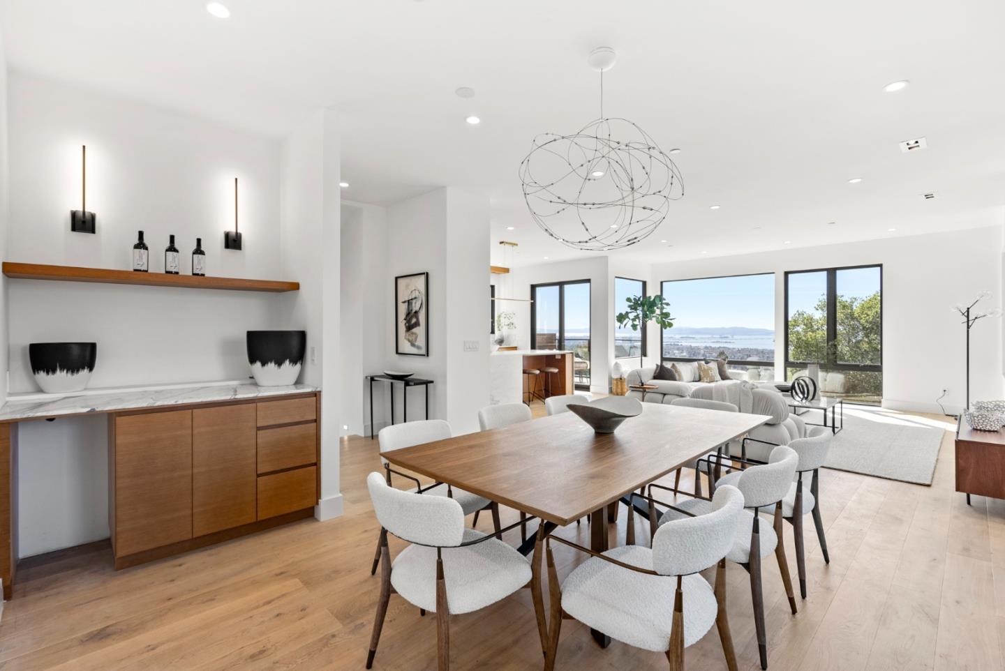 Detail Gallery Image 15 of 41 For 715 Santa Barbara Rd, Berkeley,  CA 94707 - 4 Beds | 3/2 Baths