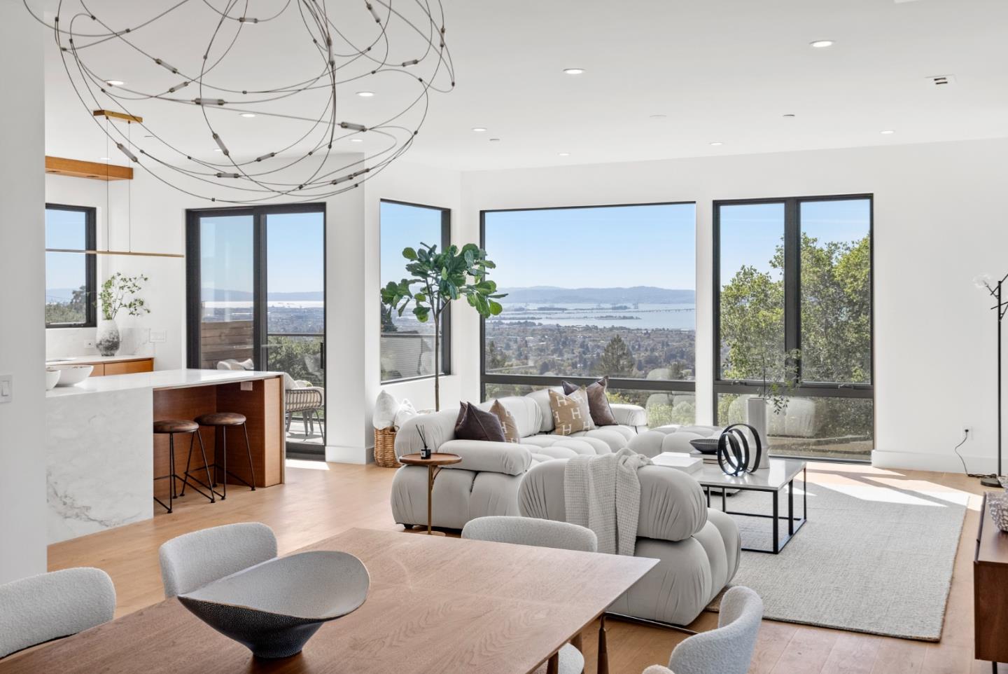 Detail Gallery Image 16 of 41 For 715 Santa Barbara Rd, Berkeley,  CA 94707 - 4 Beds | 3/2 Baths