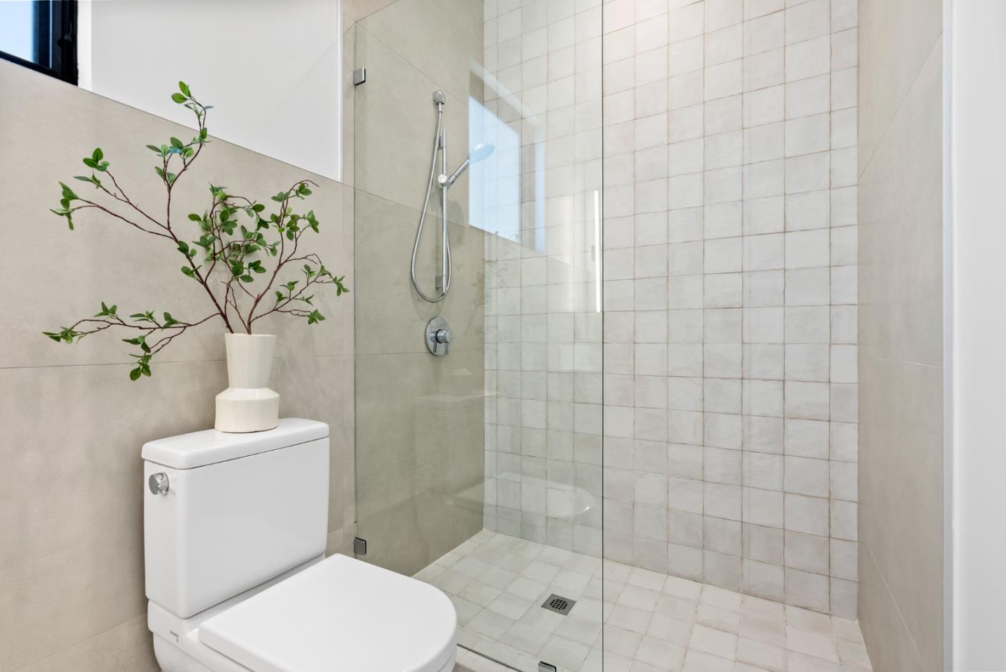 Detail Gallery Image 33 of 41 For 715 Santa Barbara Rd, Berkeley,  CA 94707 - 4 Beds | 3/2 Baths