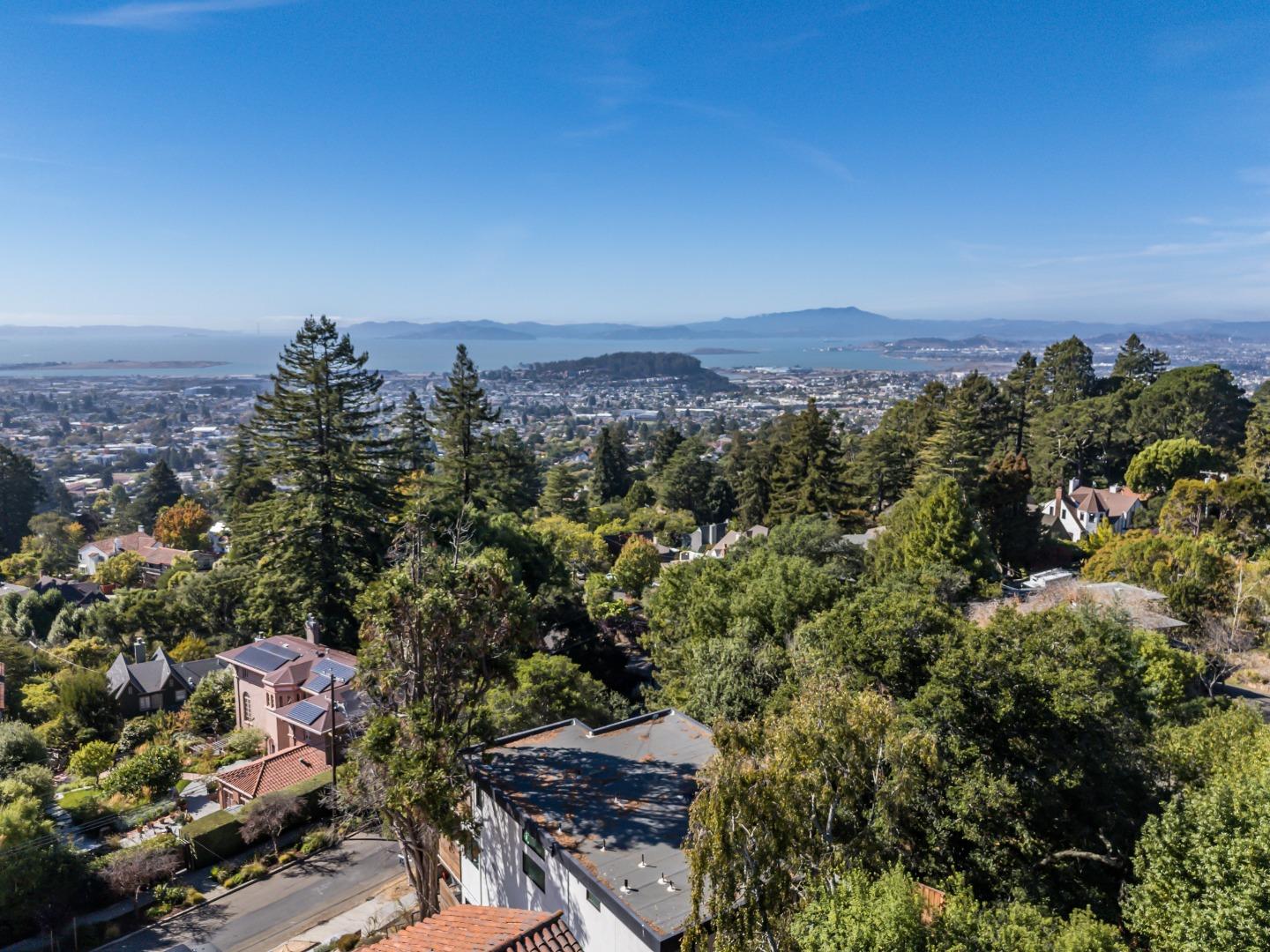 Detail Gallery Image 40 of 41 For 715 Santa Barbara Rd, Berkeley,  CA 94707 - 4 Beds | 3/2 Baths