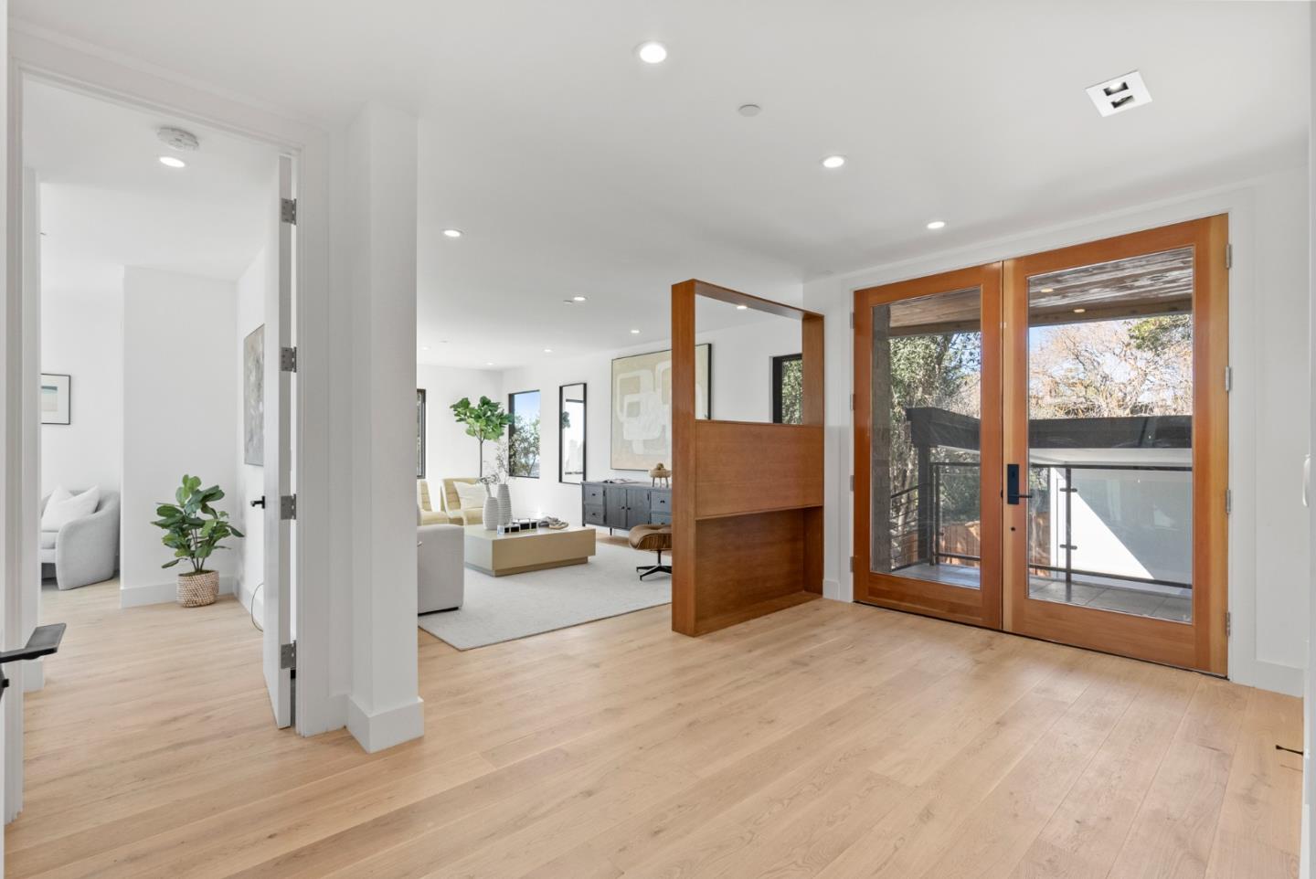 Detail Gallery Image 5 of 41 For 715 Santa Barbara Rd, Berkeley,  CA 94707 - 4 Beds | 3/2 Baths