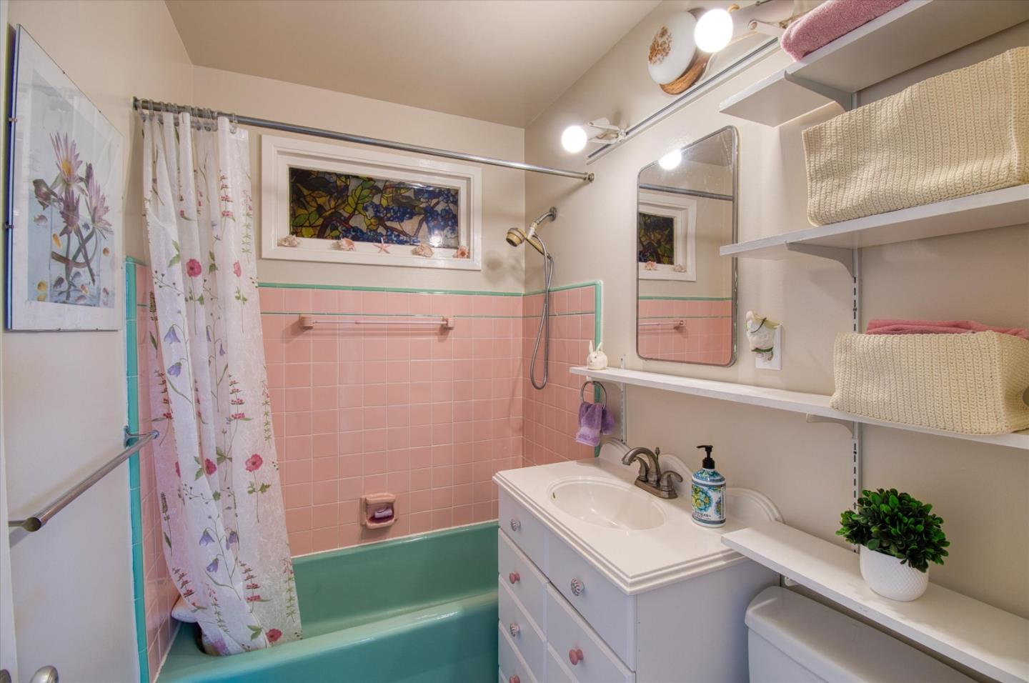 Detail Gallery Image 13 of 21 For 1107 Morningside Ave, South San Francisco,  CA 94080 - 3 Beds | 2 Baths