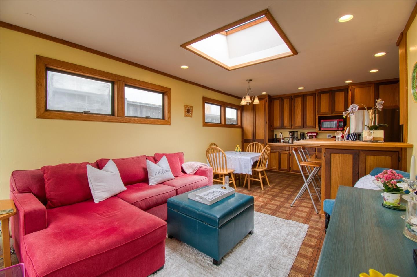 Detail Gallery Image 18 of 21 For 1107 Morningside Ave, South San Francisco,  CA 94080 - 3 Beds | 2 Baths